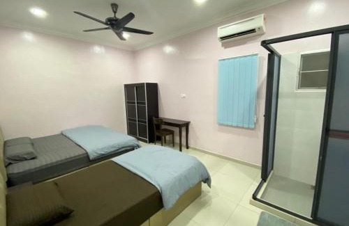 Sekinchan House | Sekinchan 71 Landed PaddyView House 16pax Wifi