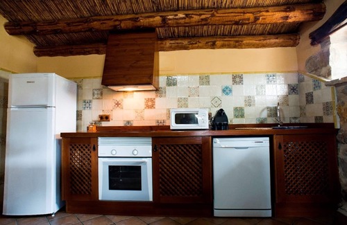 Vilar de Canes Cottage | Self catering Aldea Ecorural for 2 people