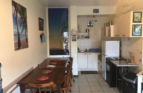 Wavecrest Apartment | Self Catering Flatlet With A Stunning Sea View! Close To World Renowned