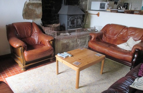 Sourdeval-les-Bois House | Self catering holiday farmhouse, beautiful scenery, hamlet, nr coast, Normandy