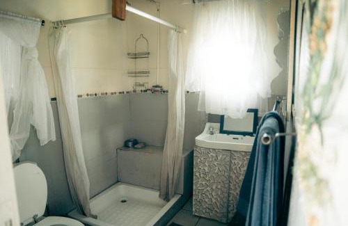 Mdumbi Apartment | Self-catering Furnished Holiday Cottage to rent Coffee Bay