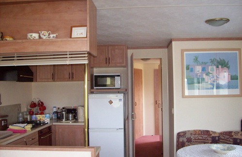 Porthmadog House | Self catering holiday caravan accommodation on FARM near Black Rock Sands