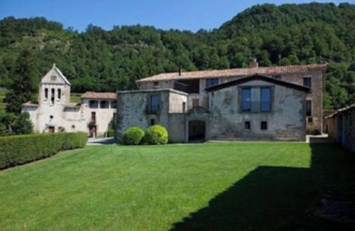 Vidra Cottage | Self catering Mas Quintana de Ciuret for 35 people