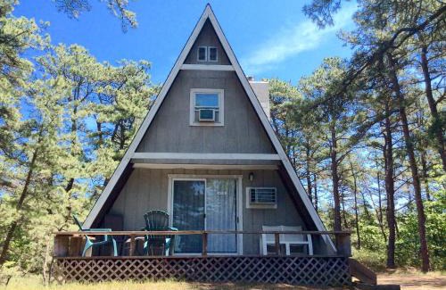 Wellfleet Resort | Self-Sufficient Cottages at Even'tide Resort