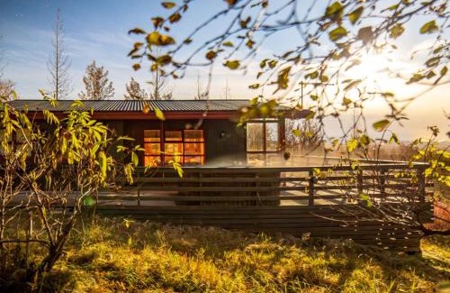 Laugarvatn House | Selið Cottage Traditional with hot tub and lake view