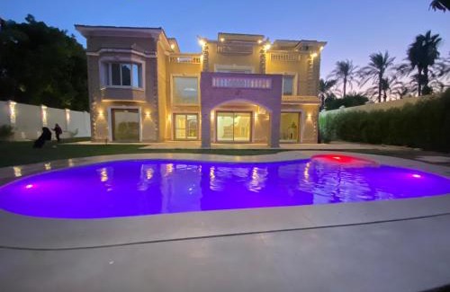 Giza Villa | Selora Villa