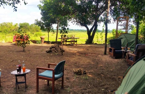 Mloka Bed & Breakfast | Selous Adili Forest Camp