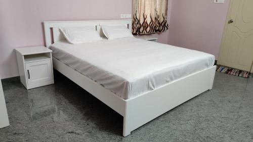 Kalapettai Apartment | Selvi Villa