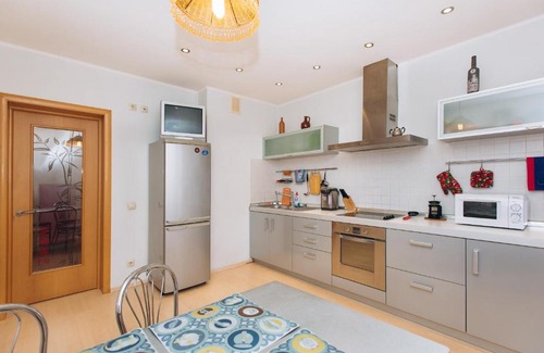 Leninskiy rayon Apartment | "SelyVseh" at Radisсheva