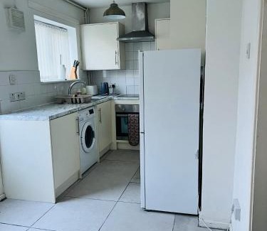 St Helens Apartment | semi-detach
