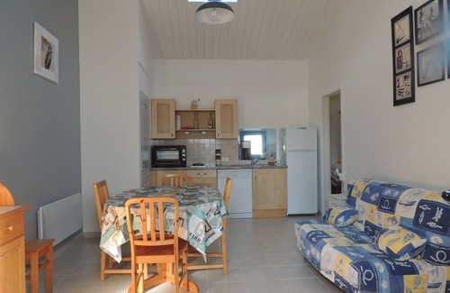 Barbatre House | Semi-detached house in Barbâtre, near beach, 4 people, Wi-Fi, enclosed garden