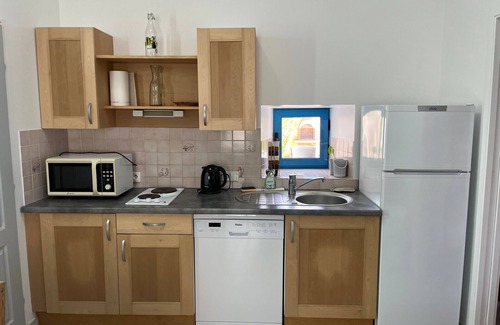 Barbatre House | Semi-detached house in Barbâtre, near beach, 4 people, Wi-Fi, enclosed garden