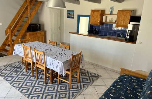Barbatre House | Semi-detached house near the beach, Barbâtre center, for 4 people