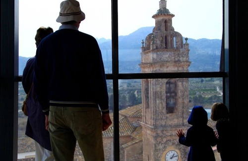 Alcalali House | Semi-detached house, wifi, air conditioning, swimming pool and car charger.