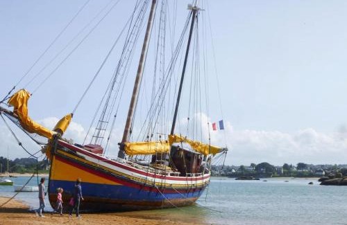 Etables-sur-Mer House | Semi-detached houses, Etables-sur-Mer