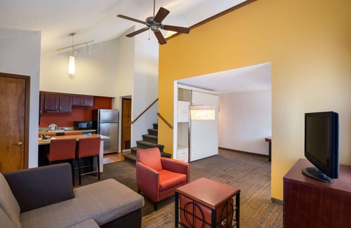 Livermore Hotel | SenS Suites Livermore, SureStay Collection by Best Western