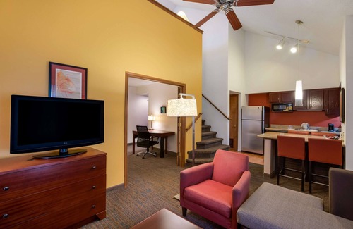 Livermore Hotel | SenS Suites Livermore, SureStay Collection by Best Western