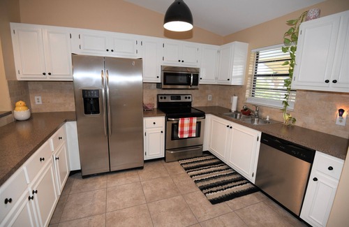 Stuart Condo | Sensational 2 BR Quiet Stuart Oasis