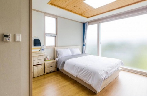 Seogwipo City House | Seogwipo Donnaeko Pension