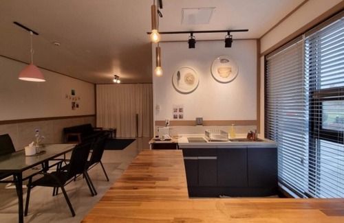 Andeok House | Seogwipo The Joen House Pension