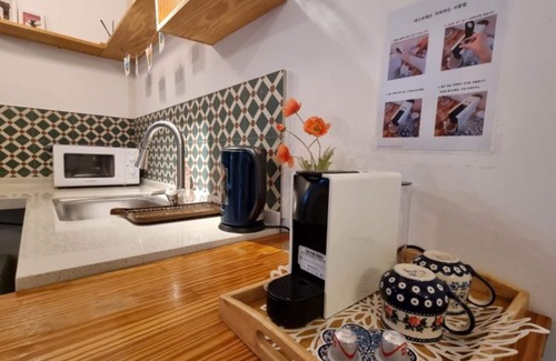 Andeok House | Seogwipo The Joen House Pension