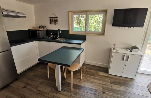 Peypin House | Separate ground floor and exterior