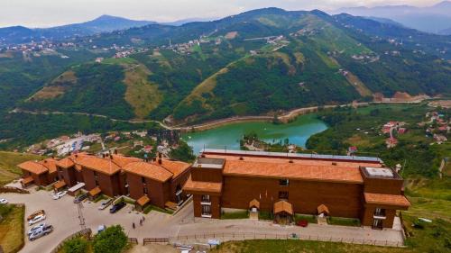 Akcaabat Hotel | Sera Lake Resort Hotel Spa & Aparts