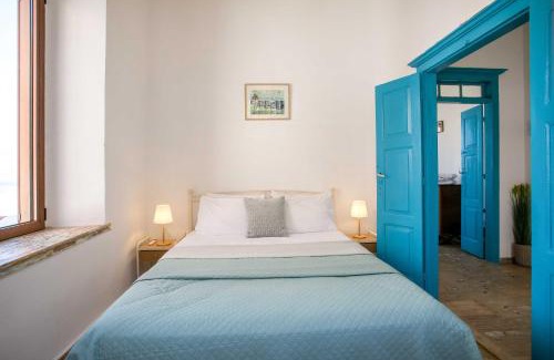 Symi House | Serena Traditional Suite