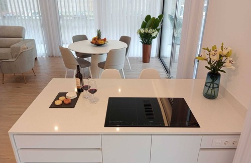 Ribeira Brava Apartment | Serendipity Blue - Luxury flat with 80m2 terrace and Jacuzzi