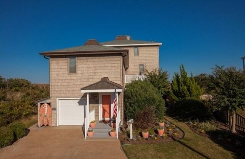 Northeast Virginia Beach House | Serendipity - Oceanfront - North End VB