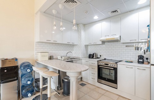 Dubai Investment Park Apartment | Serene 1 Bedroom - Lake Apartments Green Community