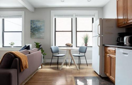 Theatre District Apartment | Serene 1BR with 99 WalkScore Fast Wifi and SmartLock