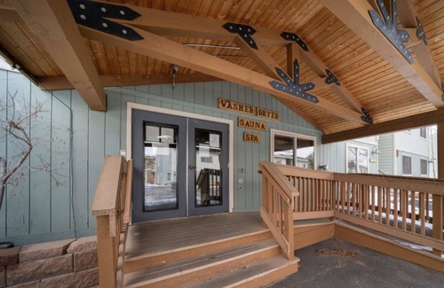 Fraser Apartment | Serene 2 Bedroom Directly on the Fraser River with Mountain Views!