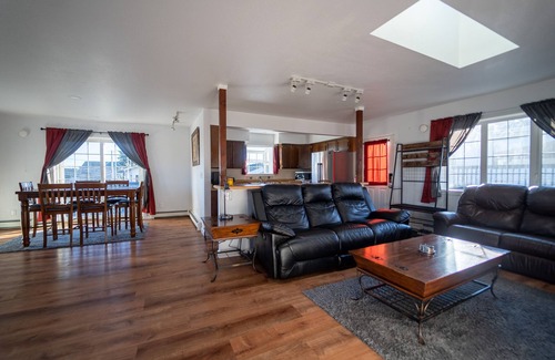 Kodiak House | Serene 3 bed 2 Bath home