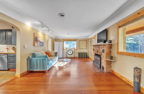 Jamestown House | Serene 4-bedroom mountain home with WiFi in Boulder