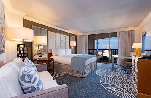 Pelican Bay Resort | Serene Beach Resort Accommodation w/Private Balcony & Views | Pools
