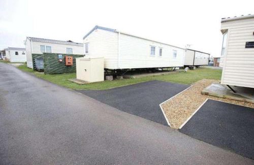 Netley Ski Chalet | Serene Chalet Retreat