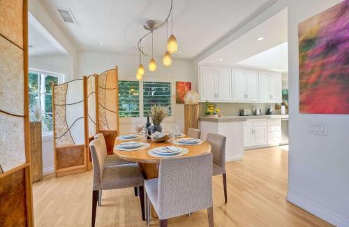 Leucadia House | Serene Coastal Home Sleeps 8 - 1 Mile from Beach