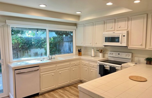 Coronado Cays House | Serene Coastal House: Bright Beach & Bay Retreat with WiFi.