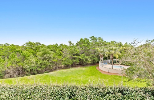 Sandestin Condo | Serene condo close to ocean with wonderful heated pool, hot tub, tennis & sauna