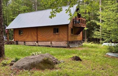 Wells Cottage | Serene Cottage Escape in Wells, NY ADK Peace, Pines & Possibility. Dogs Welcome!