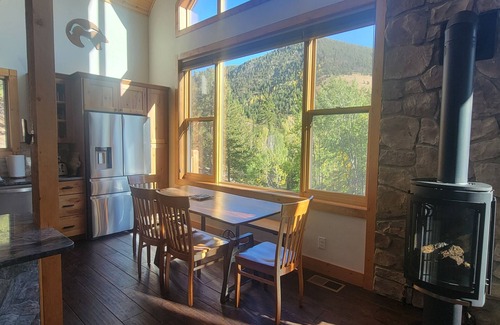 Georgetown Cabin | Serene Creekside Cabin near skiing/rafting with views to die for!