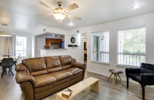 Knox - Henderson Apartment | Serene Dallas Condo with Pool - Walkable Location!