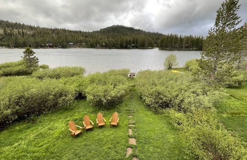 Serene Lakes Cabin | Serene Lakes Waterfront Log Cabin - Welcome to Lake Street Hive!