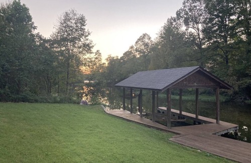 Titus House | Serene Luxury on a Quiet Cove