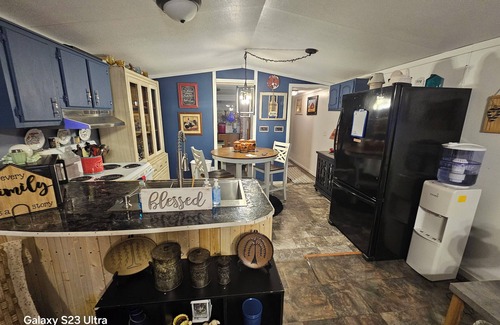 Summitt House | Serene mobile home with AC in charming Ironton