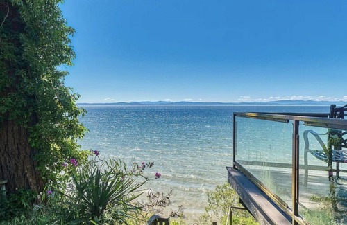 Whatcom County House | serene ocean view beach house 5b/5b