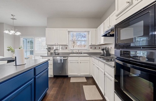 Alpharetta House | Serene Retreat on Cannonero Dr #41937