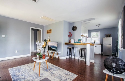 Memphis Apartment | Serene Sanctuary with ShellCrestCorp Apt 104