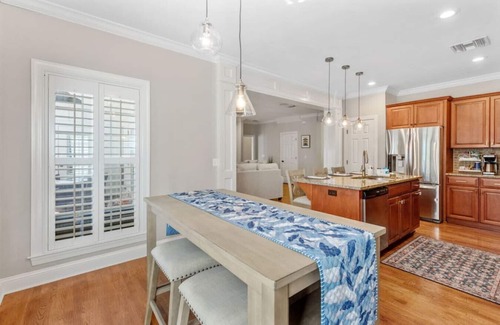 Tallahassee House | Serene Smart Home, Big Backyard, PET FRIENDLY!